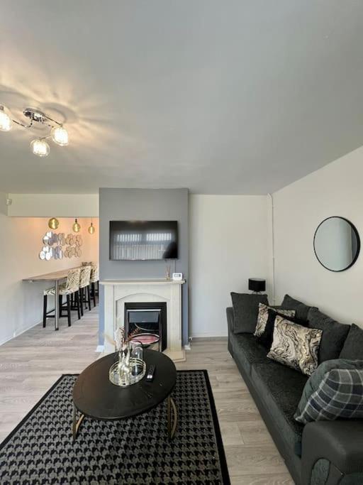 Welsh Getaway Home No 2 - 10 Mins To Bike Park Wales Merthyr Tydfil Bagian luar foto