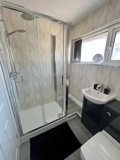 Welsh Getaway Home No 2 - 10 Mins To Bike Park Wales Merthyr Tydfil Bagian luar foto