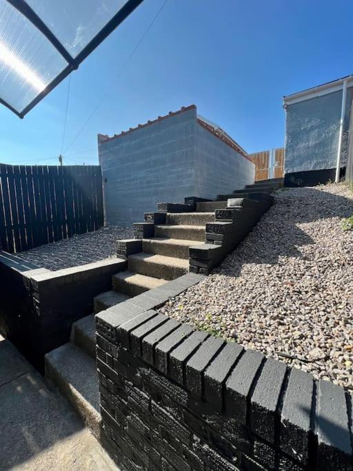 Welsh Getaway Home No 2 - 10 Mins To Bike Park Wales Merthyr Tydfil Bagian luar foto