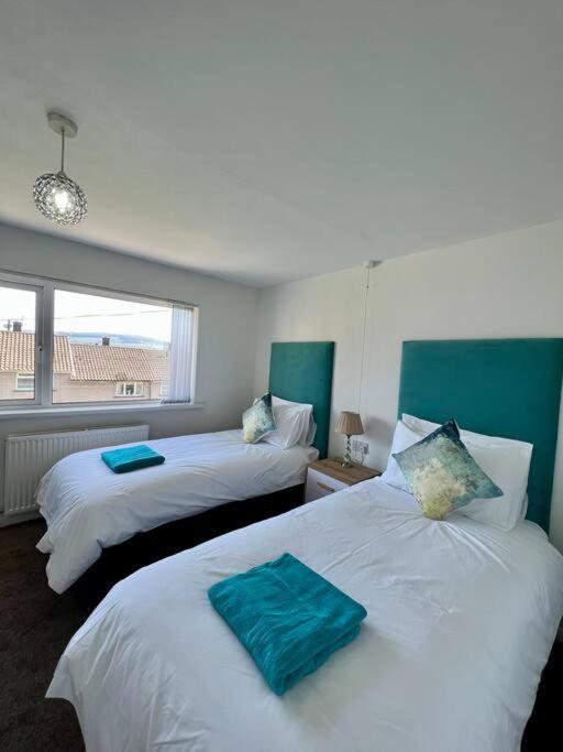 Welsh Getaway Home No 2 - 10 Mins To Bike Park Wales Merthyr Tydfil Bagian luar foto